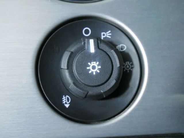 Used 2012 Gray Ford Platinum image 26