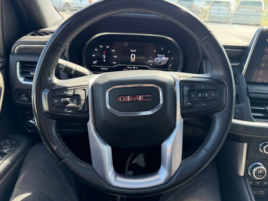Used 2023  GMC SLT image 40