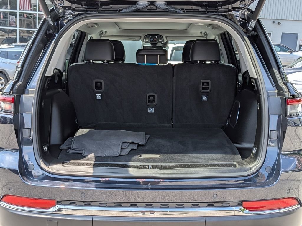 Used 2023 Black Jeep 4xe image 8