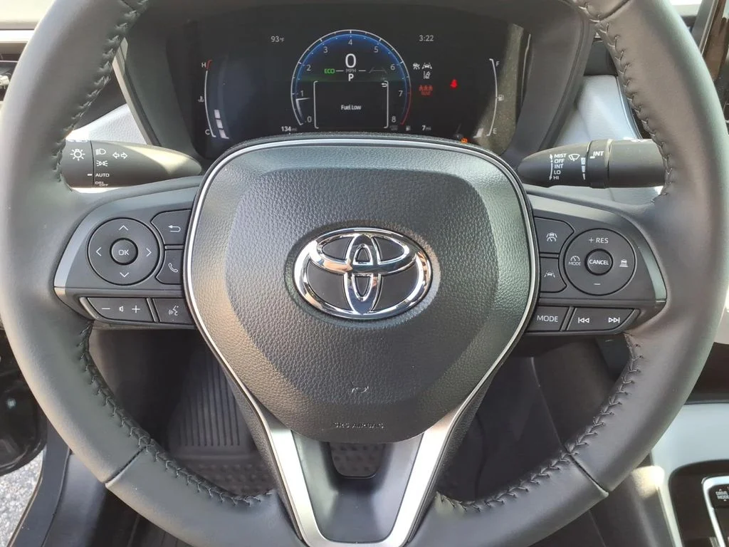2026 Toyota Corolla SE - Photo 20