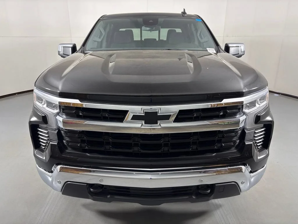 New 2026 Black Chevrolet LT image 4
