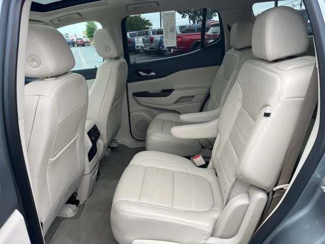 Used 2023 Silver GMC Denali image 13