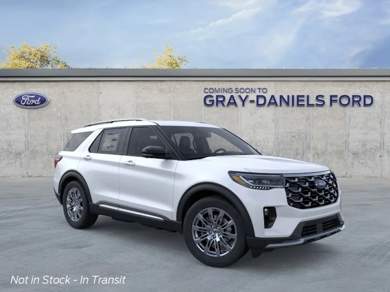 New 2026 Star White Metallic Tri-Coat Ford Platinum™ image 7