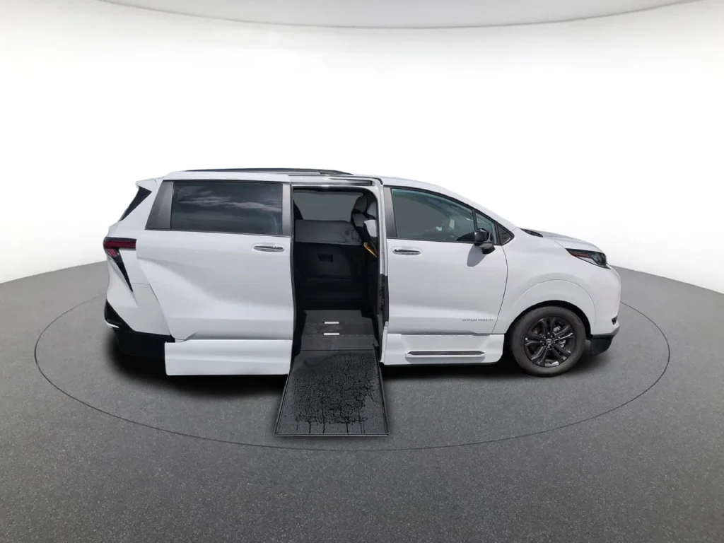 2026 Toyota Sienna