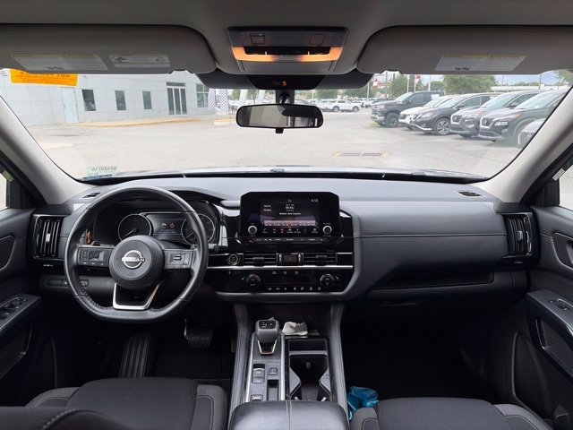 Used 2024 Gray Nissan SV image 25