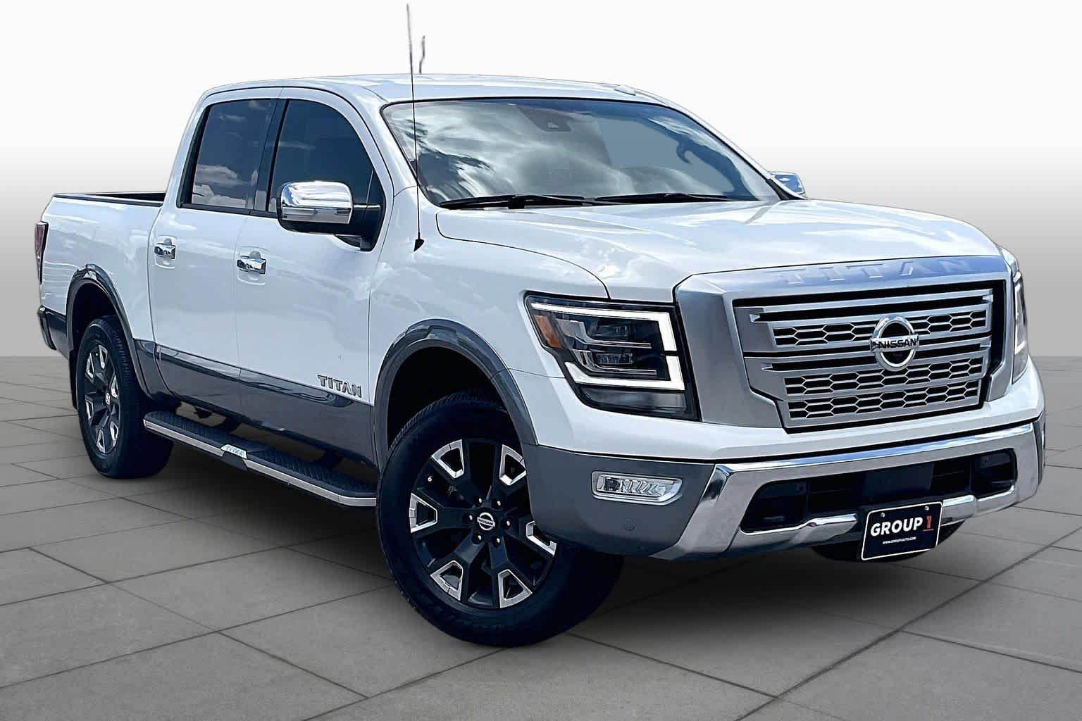 Used 2021 Pearl White Nissan Platinum Reserve image 3