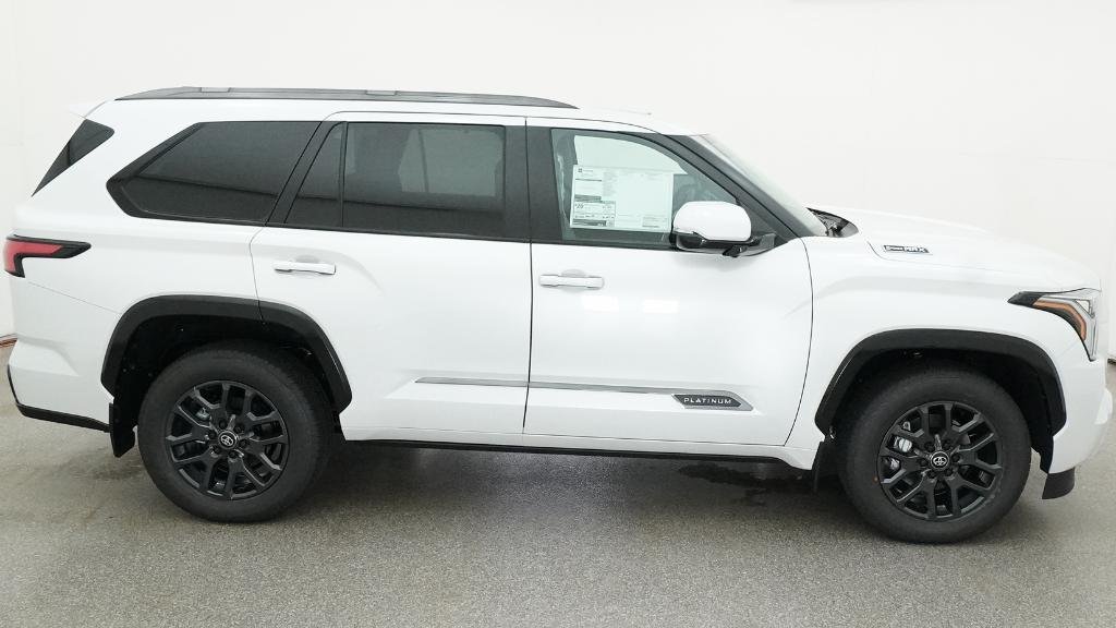 New 2026 Wind Chill Pearl Toyota Platinum image 64