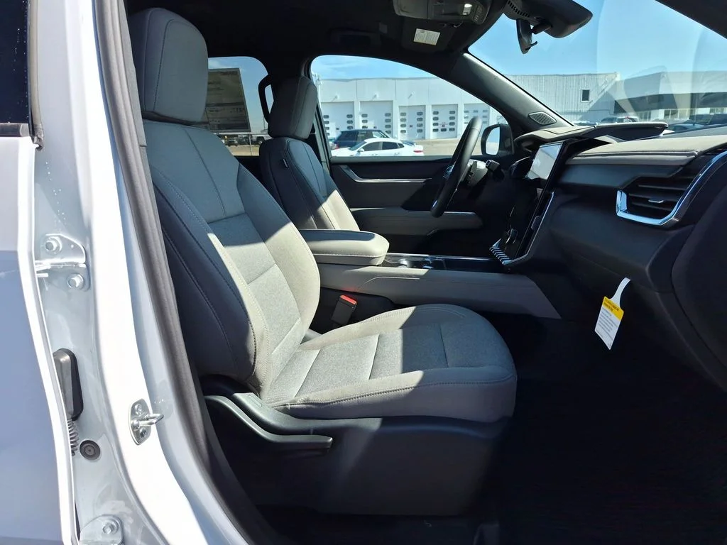 2027 GMC Acadia Elevation - Photo 23