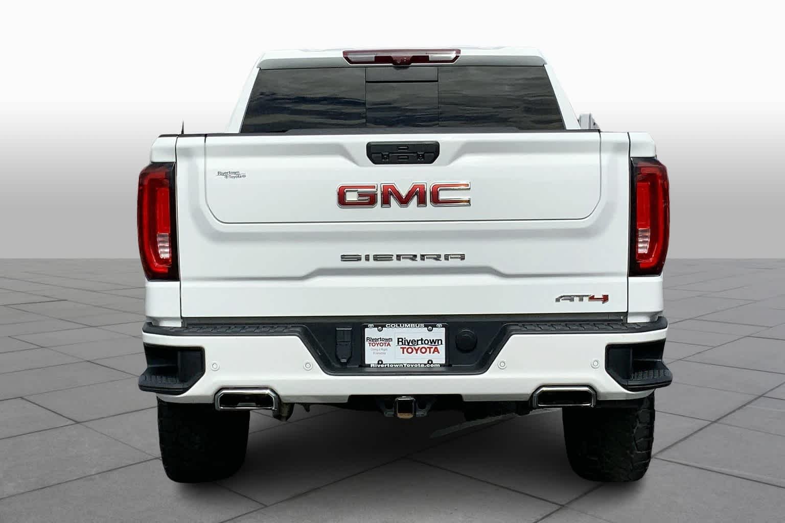 Used 2020 Summit White GMC AT4 image 4