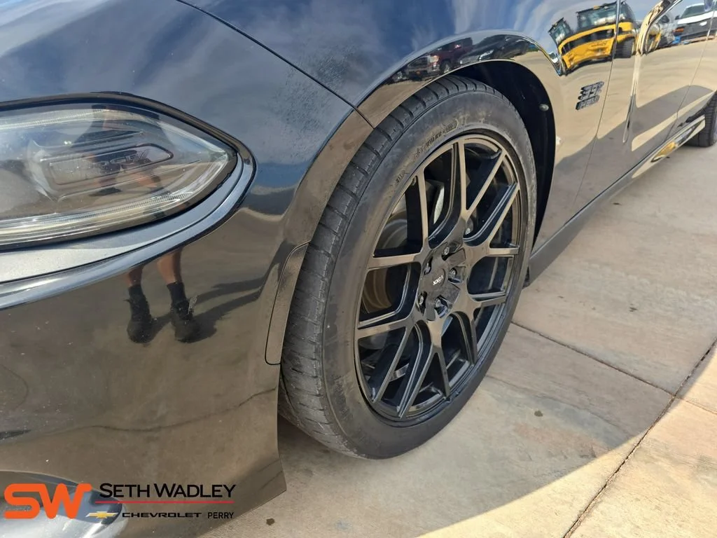 Used 2019 Black Dodge Scat Pack RWD image 33