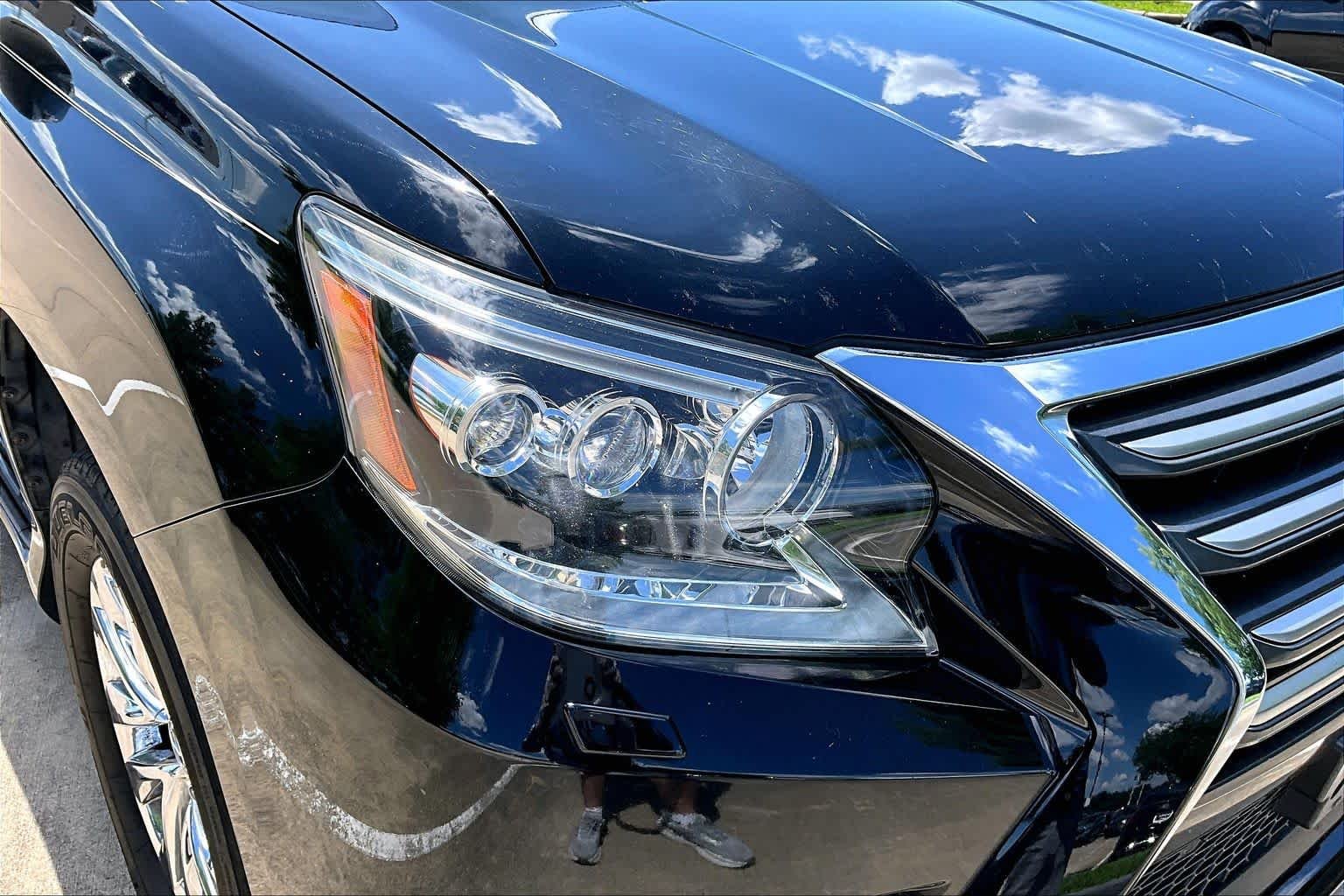 Used 2017 Black Onyx Lexus Luxury image 27