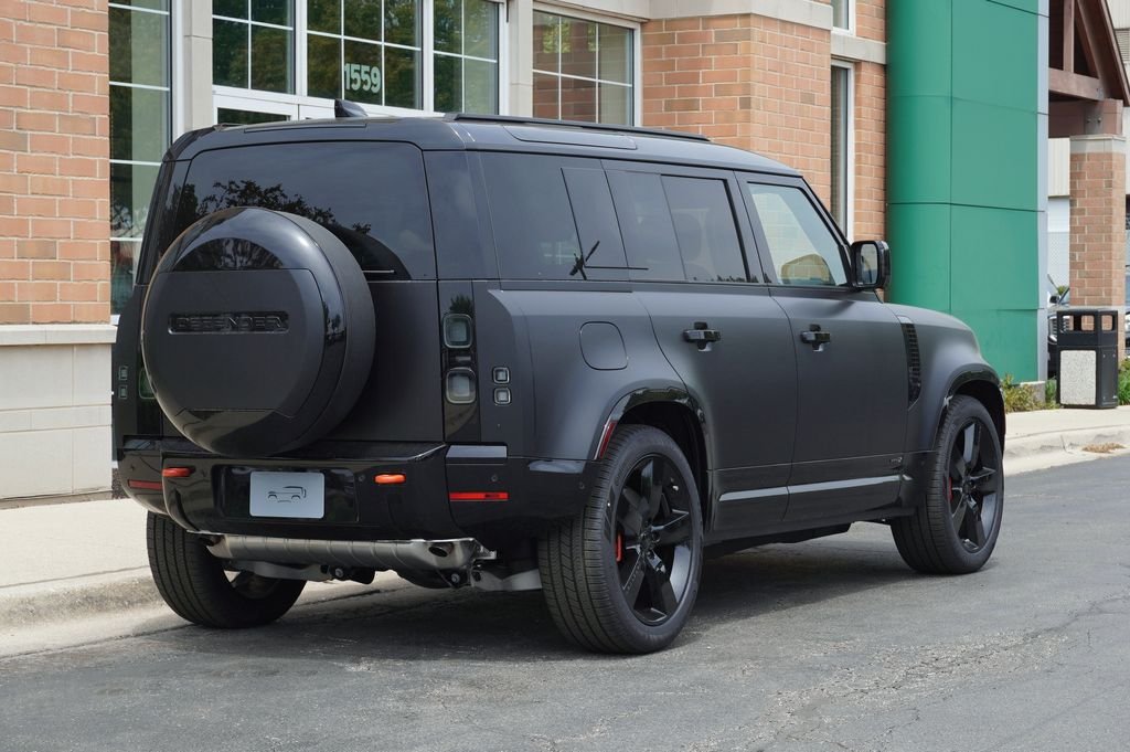 New 2026 Santorini Black Land Rover X image 6