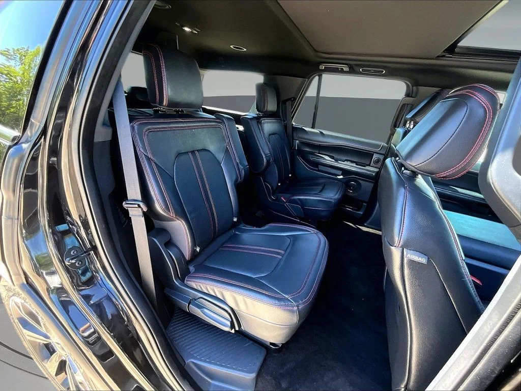 Used 2022 Black Ford Limited image 28