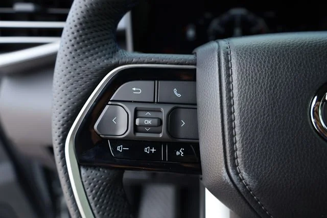 2026 Toyota Sequoia Platinum - Photo 26