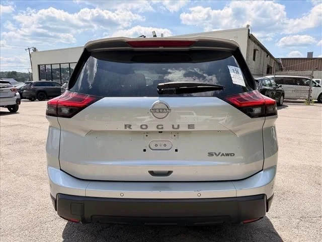 Used 2024 Silver Nissan SV image 5