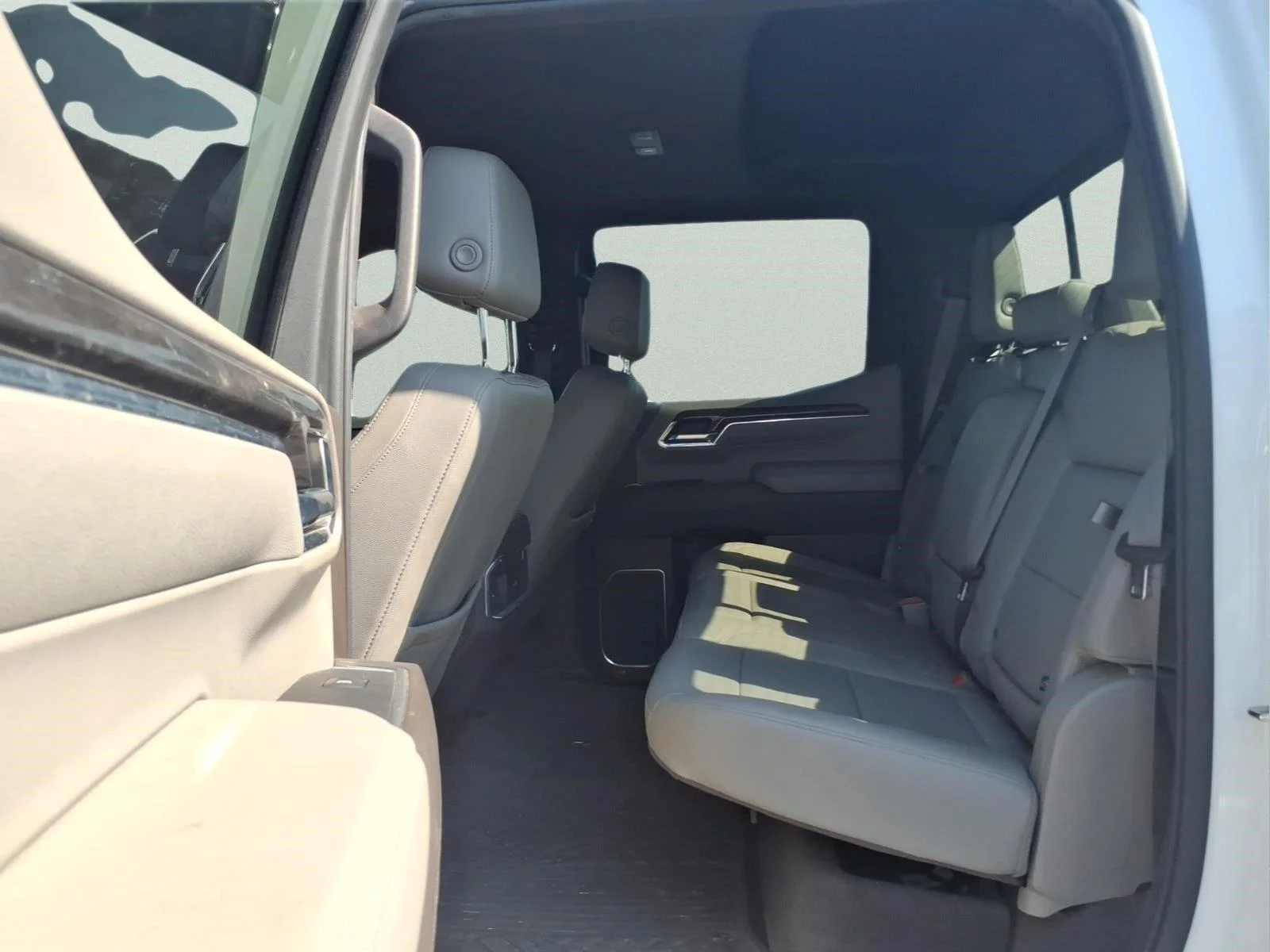 Used 2023 SUMMIT WHITE Chevrolet LTZ image 12