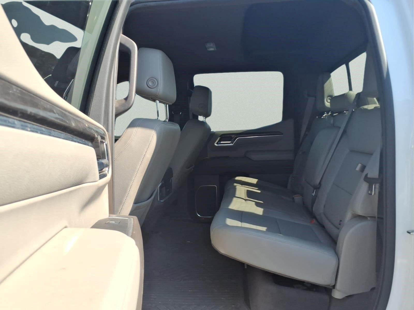 Used 2023 SUMMIT WHITE Chevrolet LTZ image 12