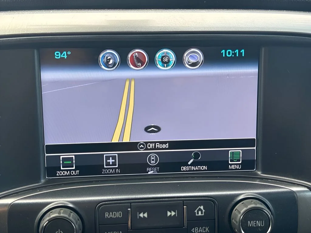 Used 2018 White Chevrolet LT image 10