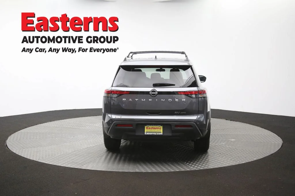 Used 2024 Gray Nissan SV image 39