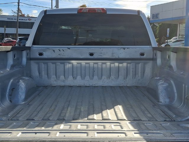 Used 2014 Silver Chevrolet LT image 30