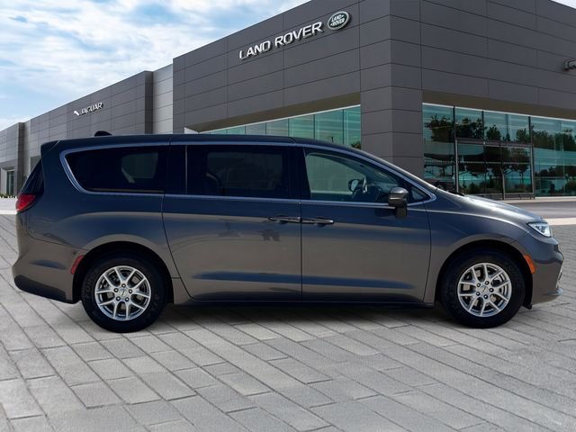 Used 2023 Gray Chrysler Touring L image 6