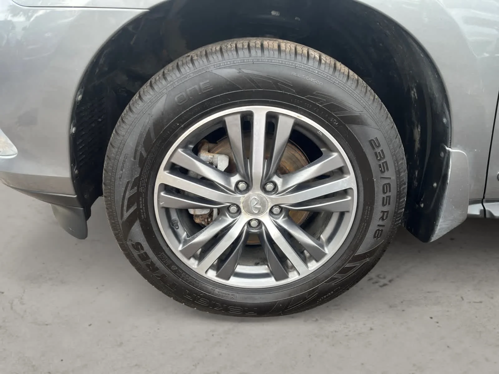 Used 2020 Liquid Platinum INFINITI LUXE image 9