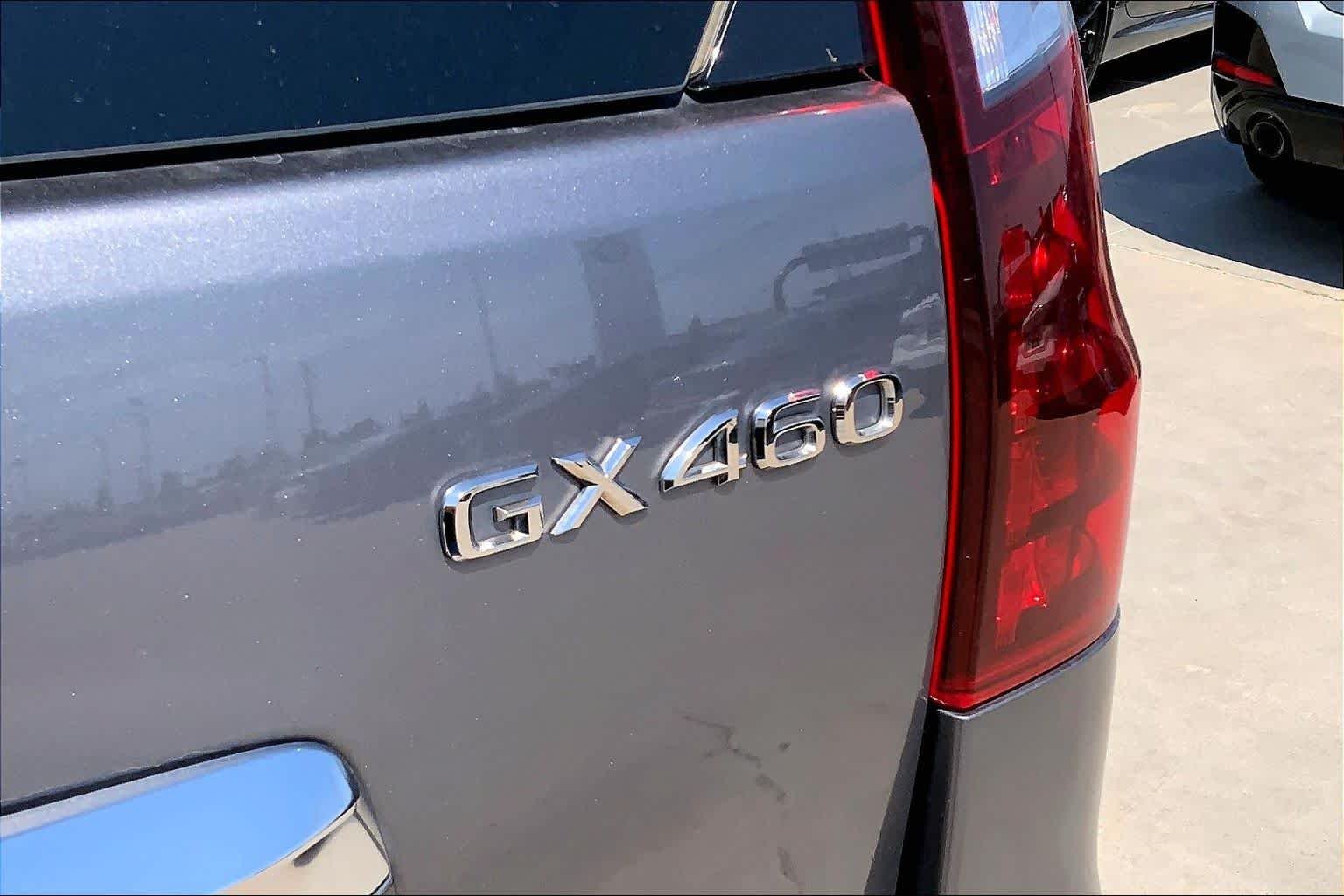 Used 2020 Nebula Gray Pearl Lexus Premium image 9