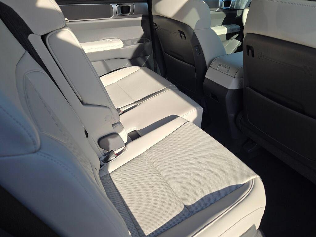New 2026 Silver Hyundai SEL AWD image 11