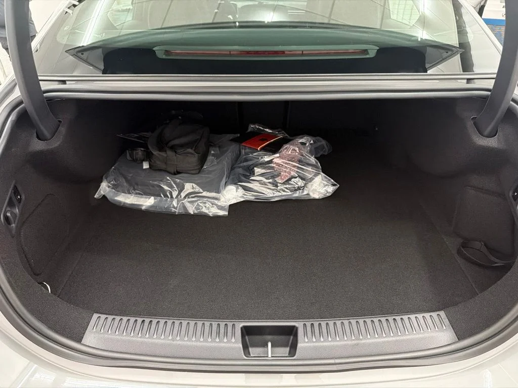New 2027 White Mercedes-Benz E 53 AMG® image 28