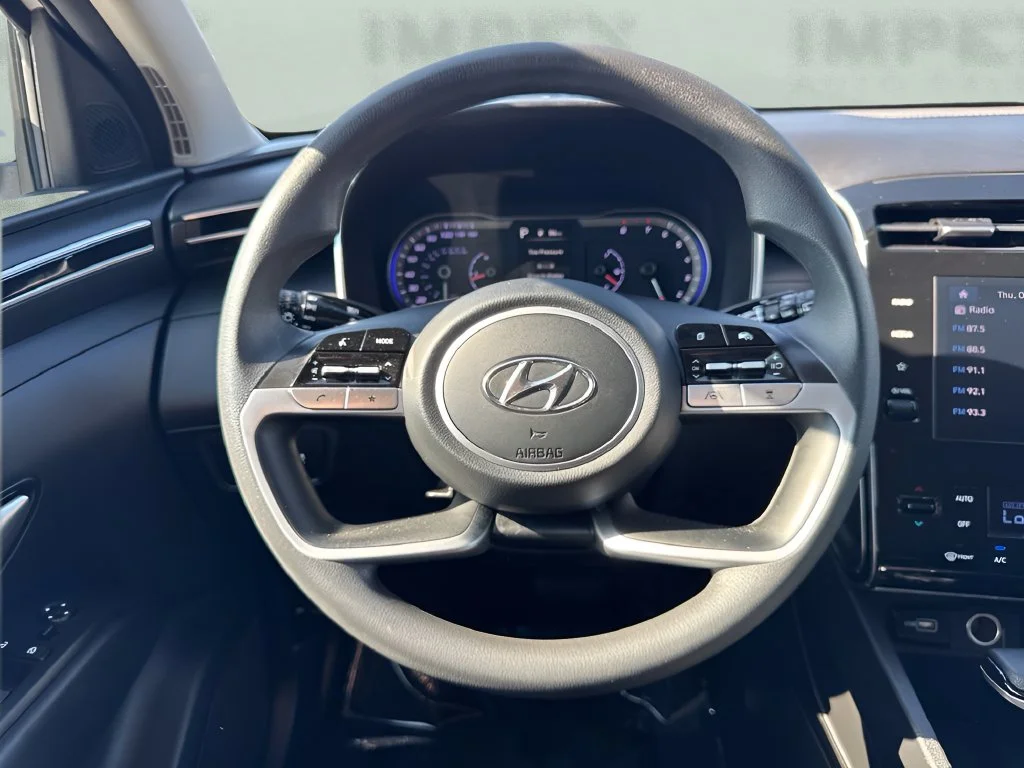 Used 2024 White Hyundai SEL image 14