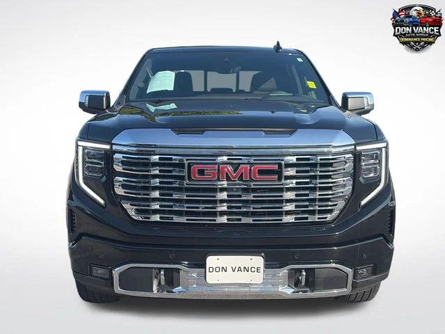 Used 2024 Black GMC Denali image 8
