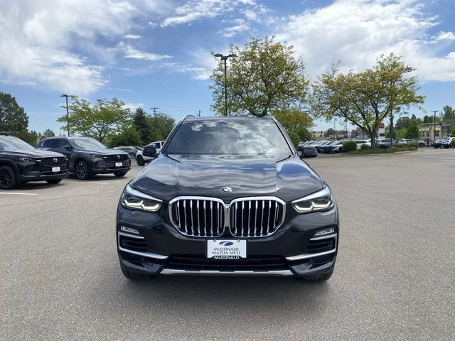 Used 2019 Black BMW xDrive40i image 8