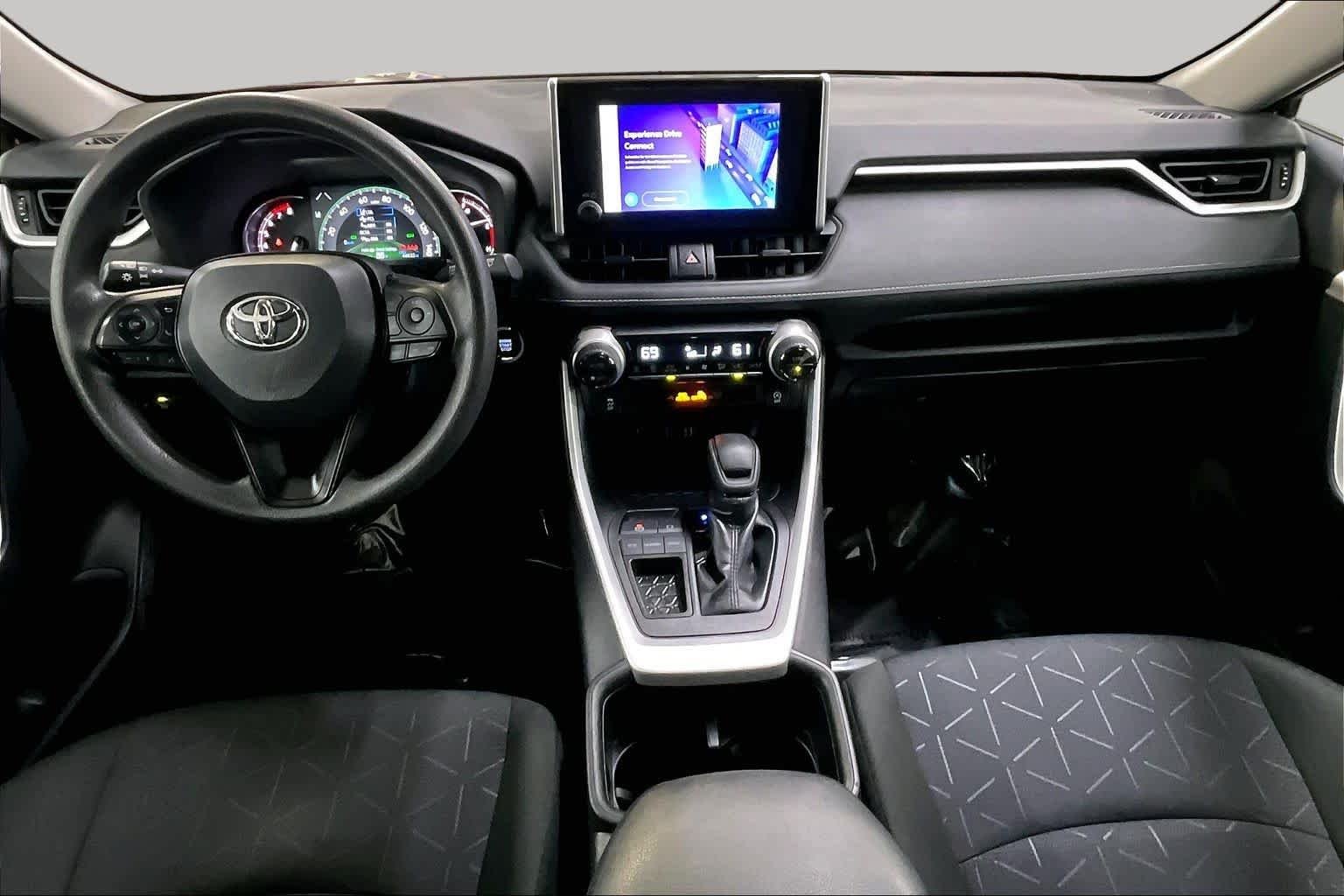 Used 2025 Ruby Flare Pearl Toyota XLE image 16