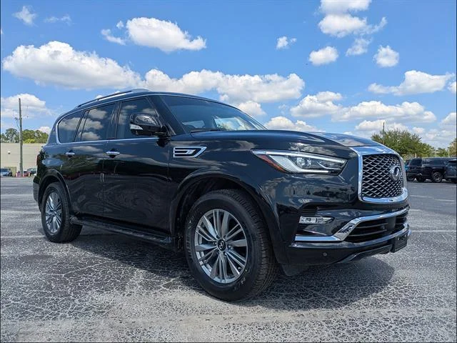 Used 2023 Mineral Black INFINITI LUXE image 2