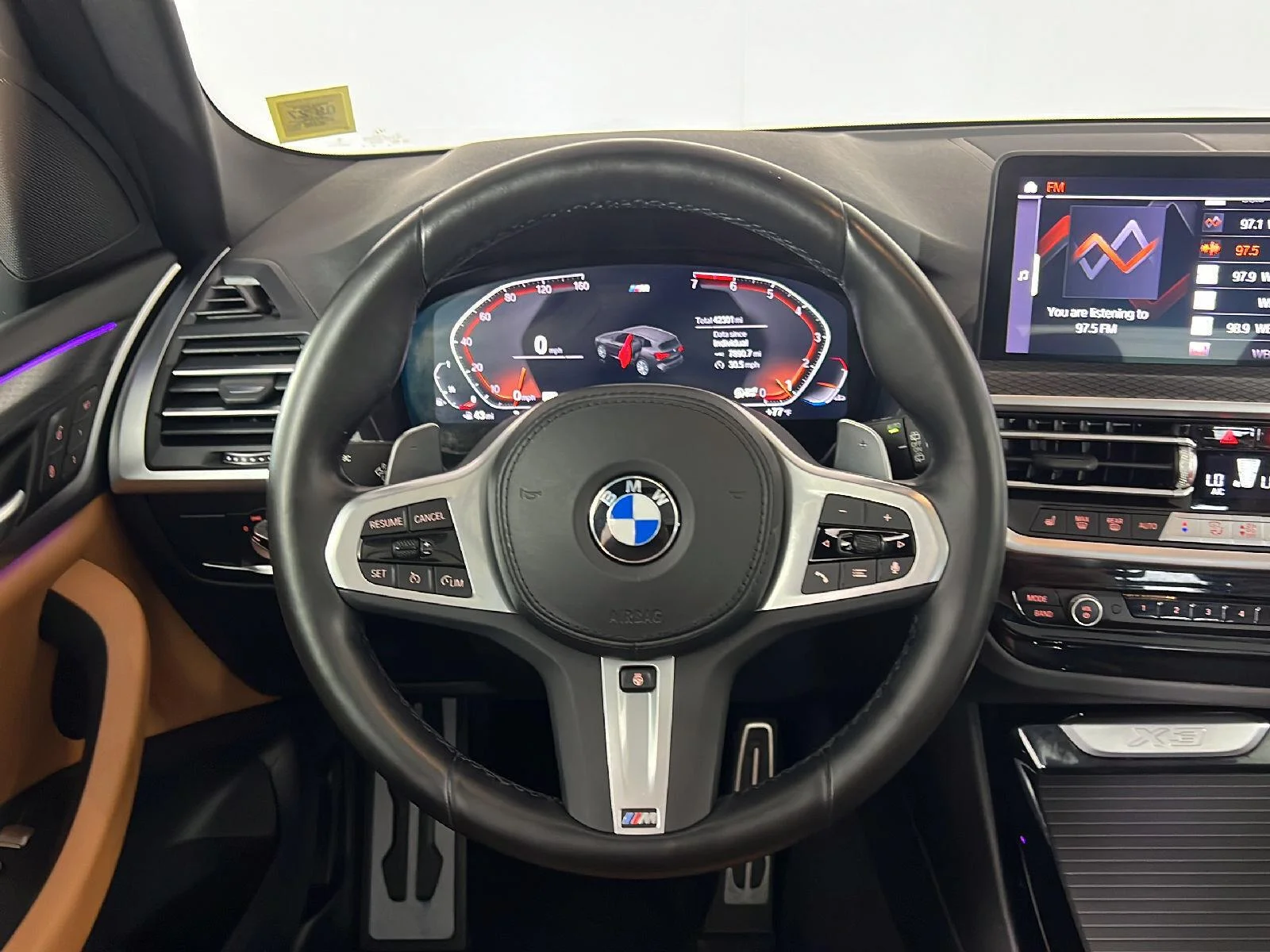 Used 2023 Alpine White BMW xDrive30i image 17