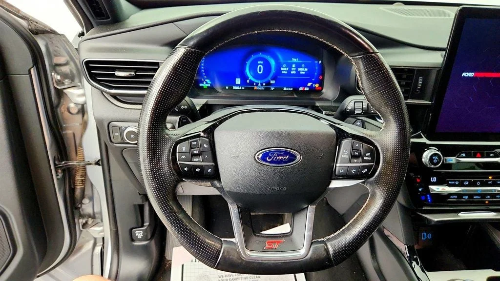 Used 2021 Iconic Silver Metallic Ford ST 4WD w/ ST High-Performance Pack, Moonroof & Premium Tech image 12