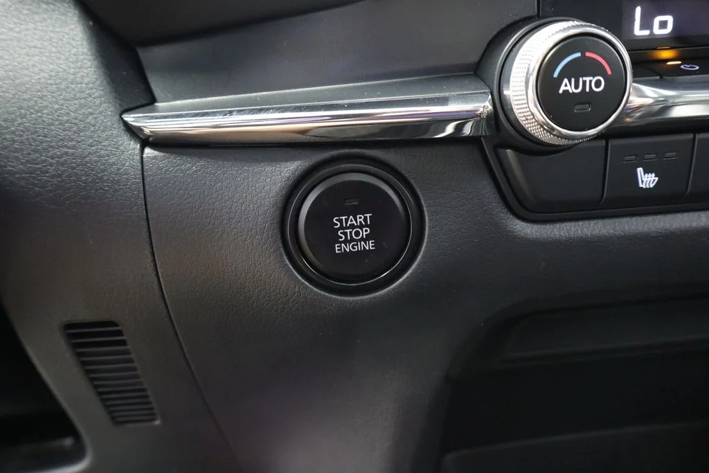 Certified Used 2022 White Mazda 2.5 S Preferred Package image 36