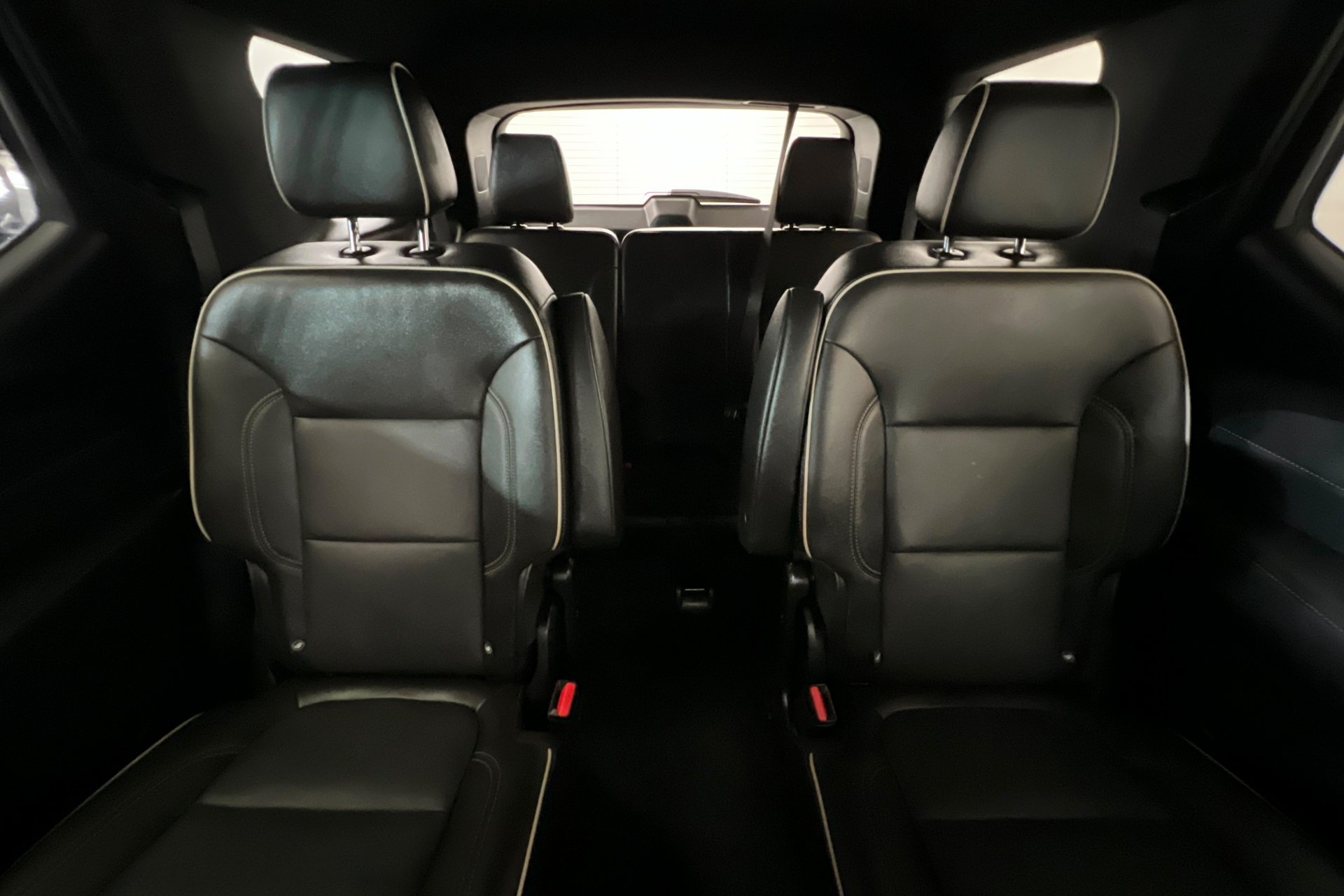Used 2023 Summit White Chevrolet Premier image 28