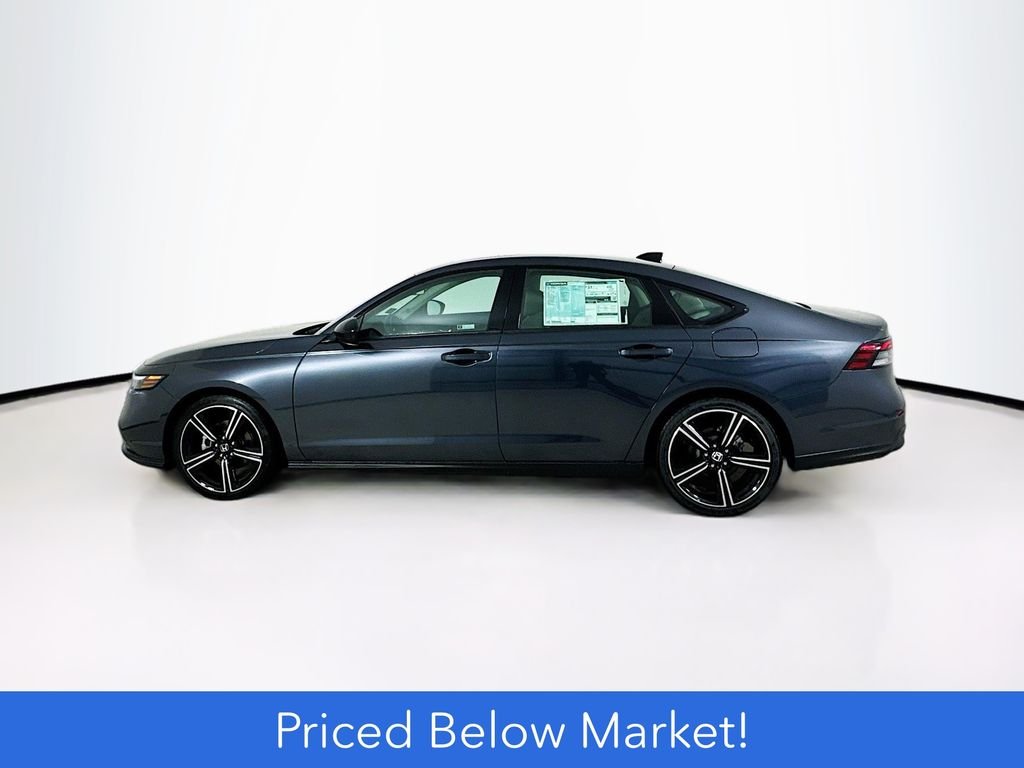 New 2026 Meteorite Gray Metallic Honda SE image 4
