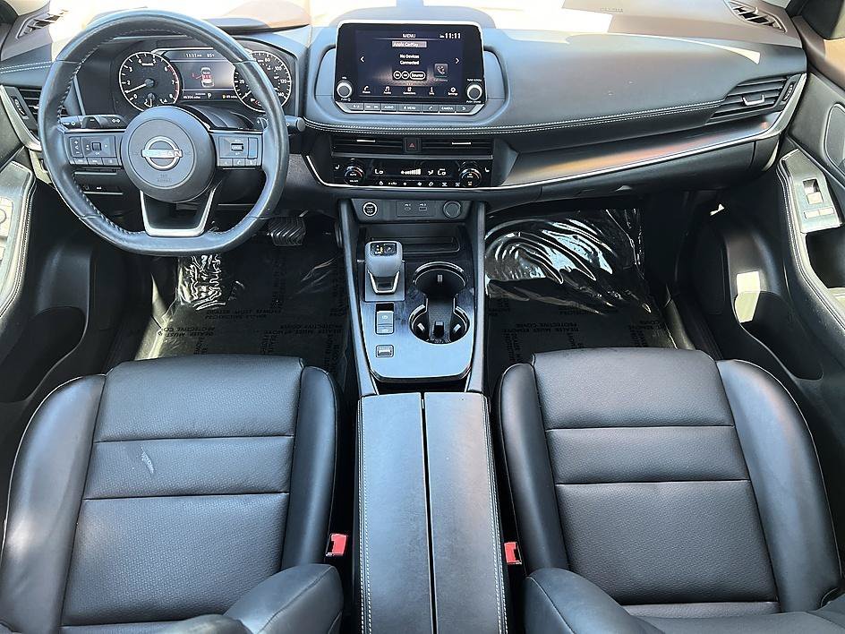 Used 2023 Super Black Nissan SV image 18