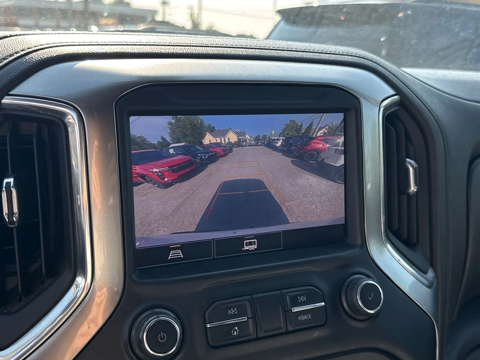 Used 2022 White Chevrolet LT Trail Boss image 19