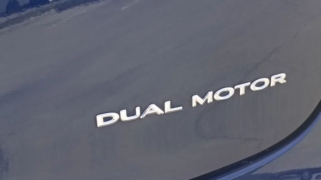 Used 2022 Blue Tesla Long Range image 11