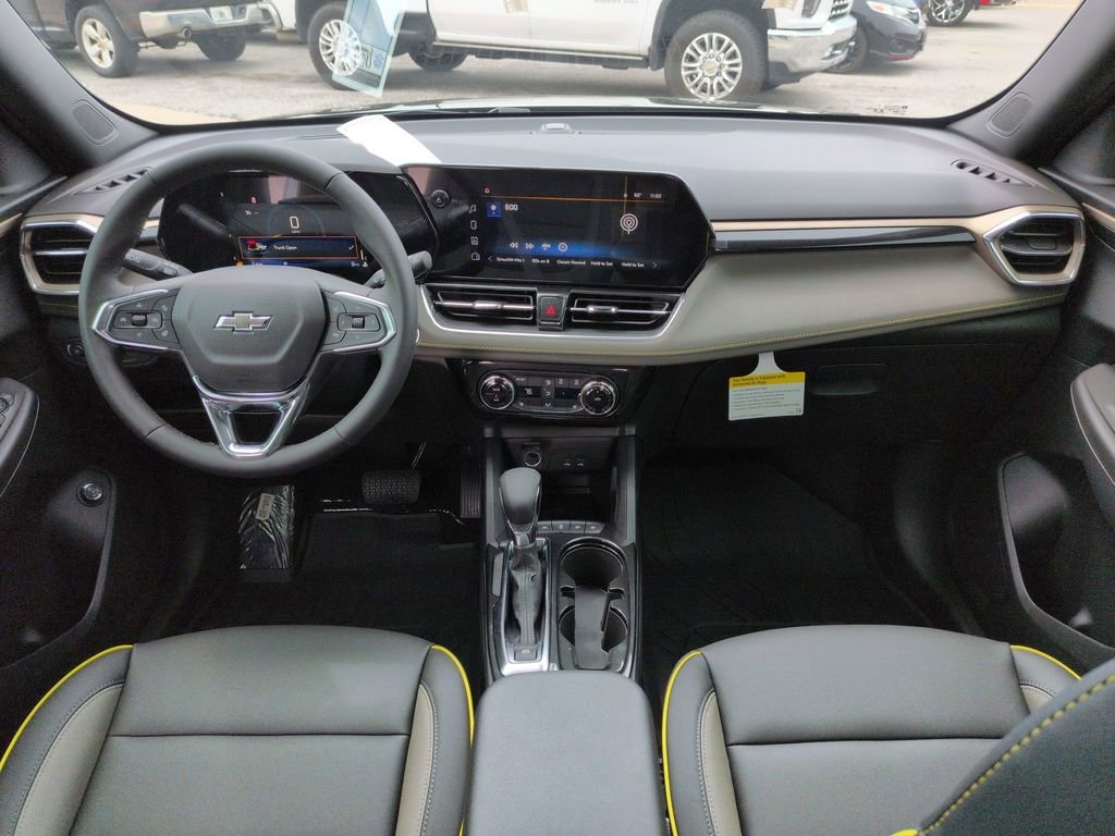 New 2026 Mosaic Black Metallic Chevrolet ACTIV image 24