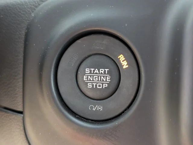 Used 2023 Earl Clearcoat Jeep Rubicon 392 image 21