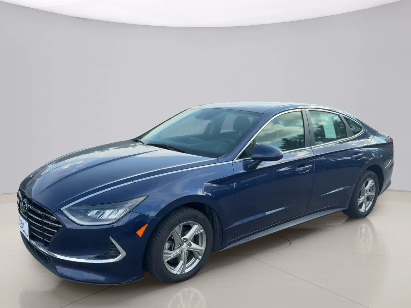 Used 2020 Blue Hyundai  image 1