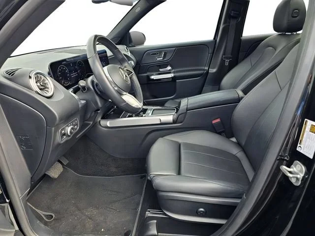 Used 2024 Black Mercedes-Benz GLB 250 image 16