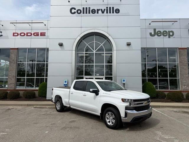 Used 2021 White Chevrolet LT image 1
