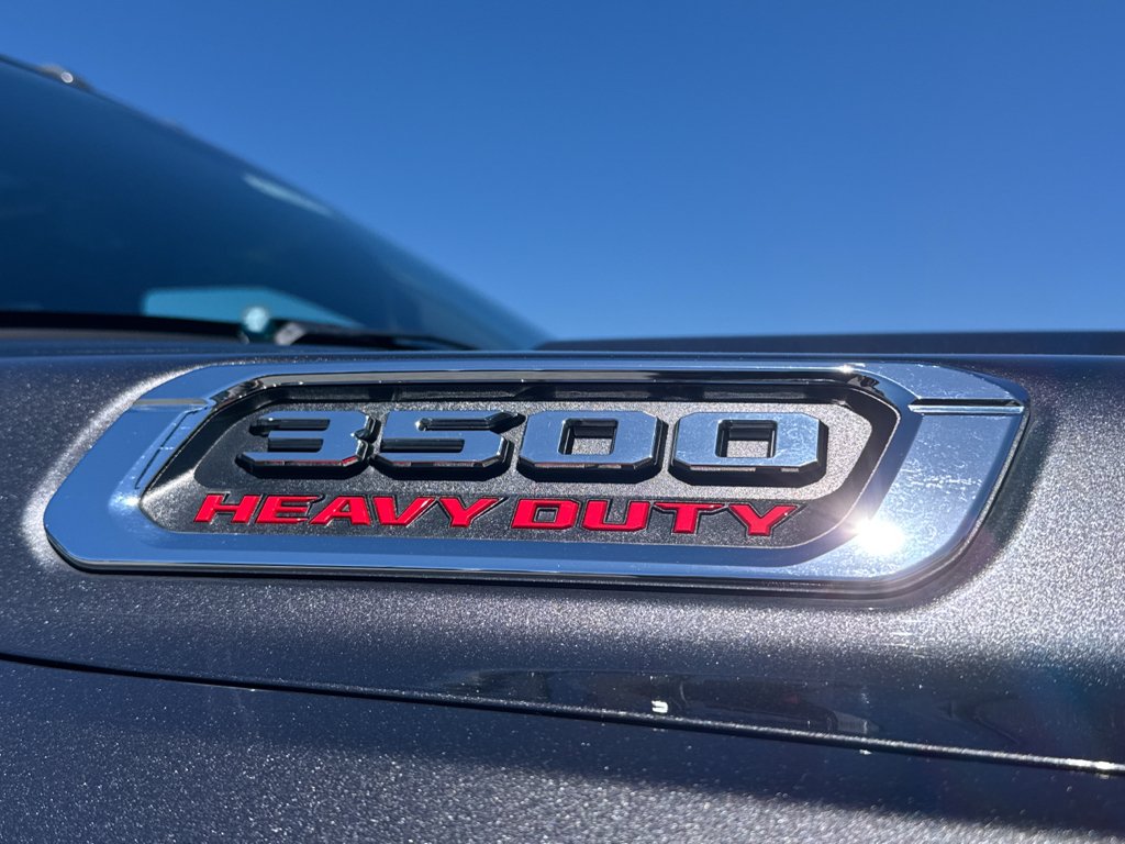 Used 2019 Granite Crystal Metallic Clearcoat Ram Limited image 28