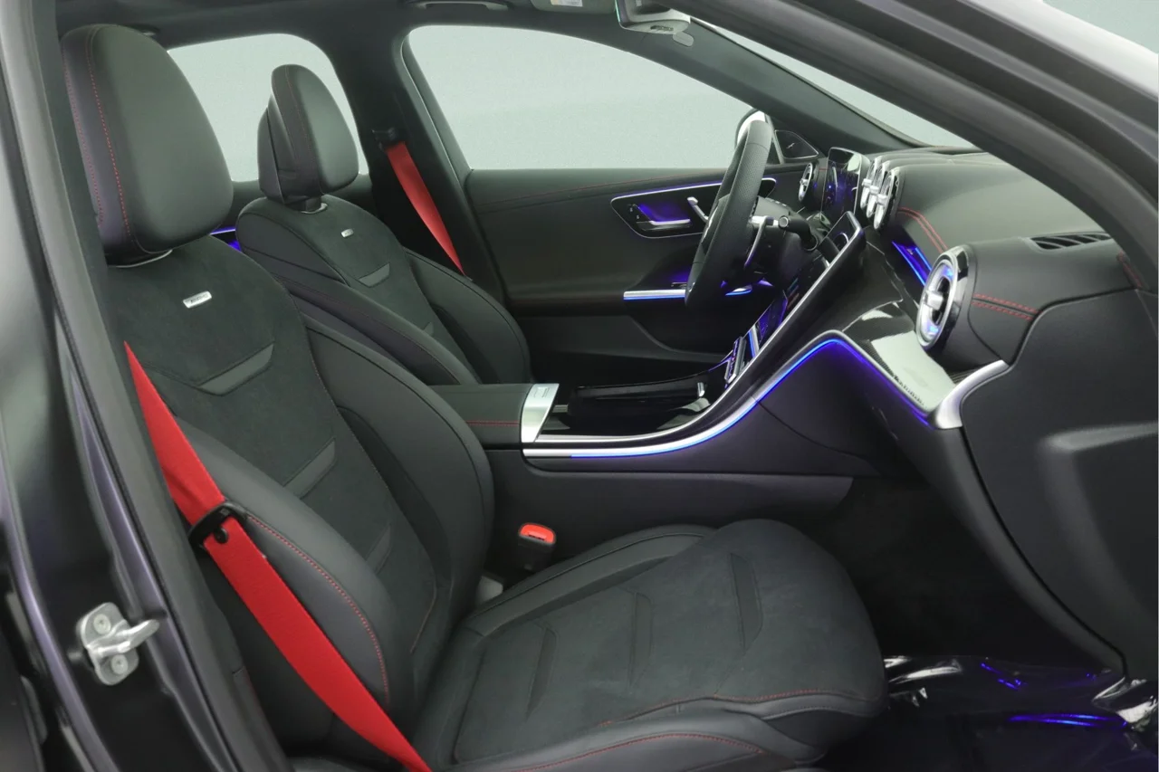 New 2026  Mercedes-Benz C 43 AMG® 4MATIC® image 7