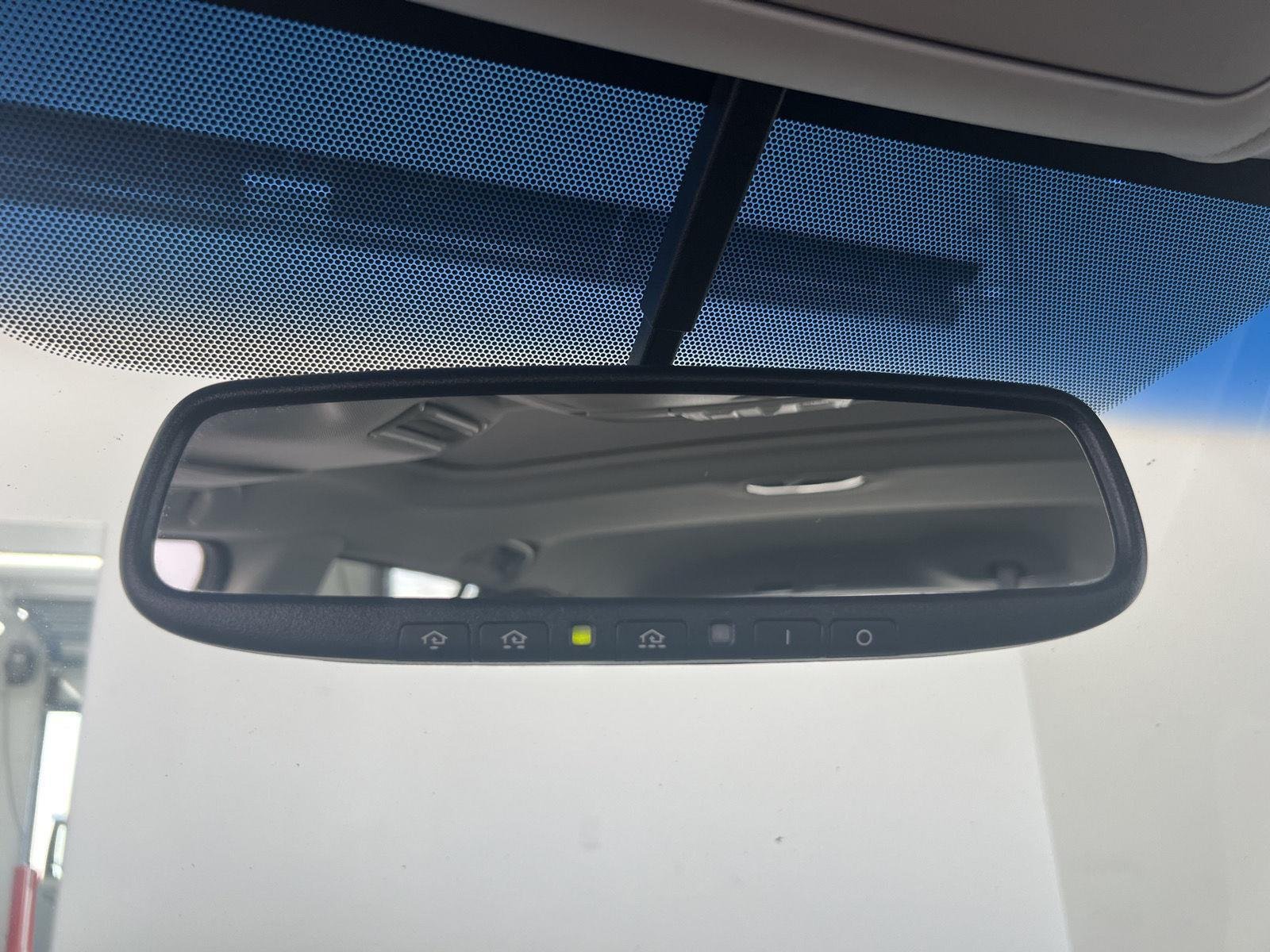 Used 2014 Ice Silver Metallic Subaru 2.5i Premium image 22